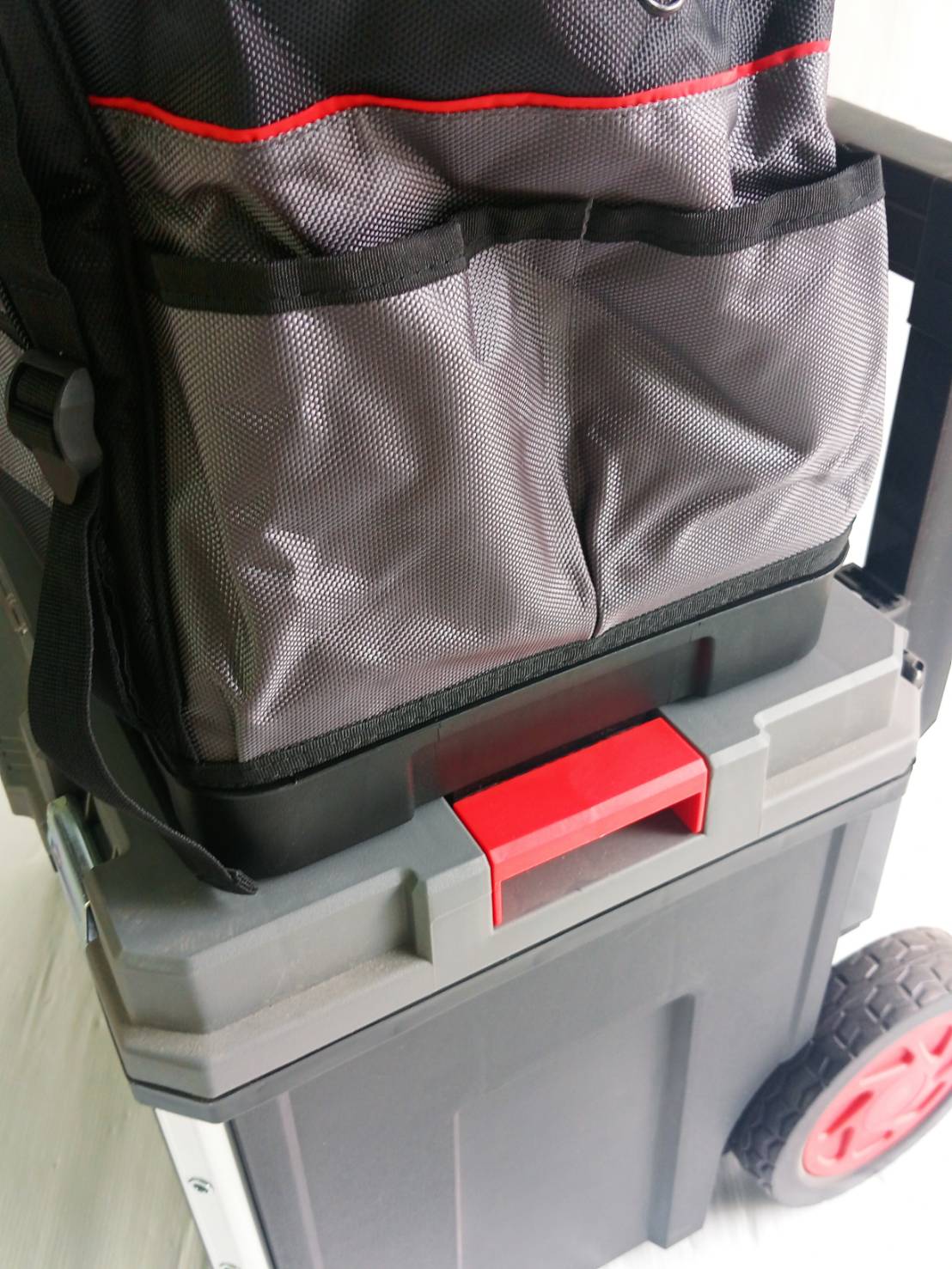 กระเป๋าเครื่องมือช่าง Connect+ OSMMS23106 OSUKA