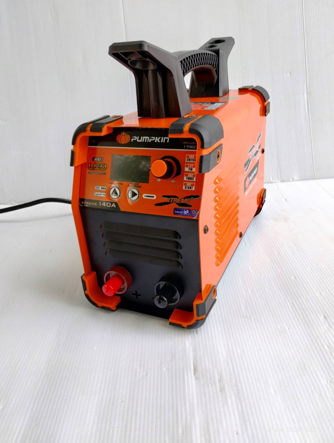 ตู้เชื่อมระบบ DIGITAL หน้าจอ LCD IGBT รุ่น XTREME140A PUMPKIN