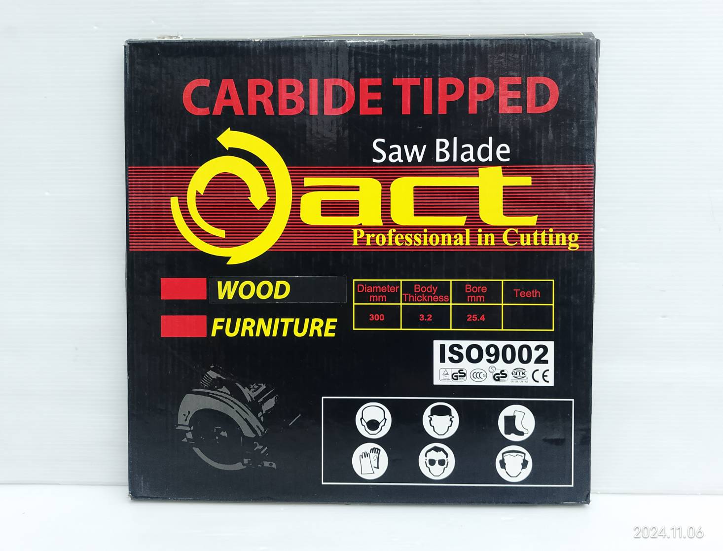 ใบเลื่อยวงเดือนอลูมิเนียม 12"x60T ACT รู30มิล