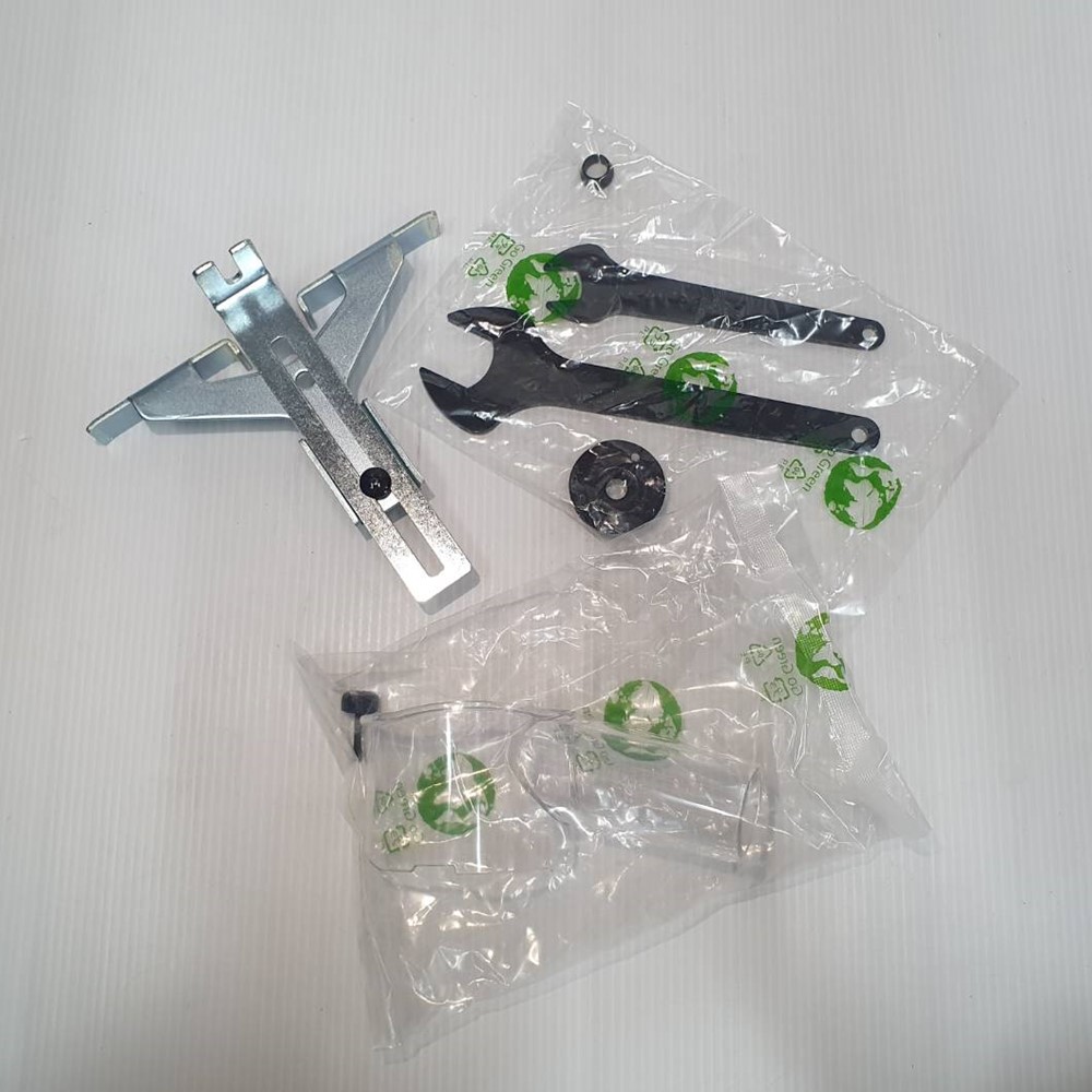 ทริมเมอร์40V RT001GZ23 MAKITA