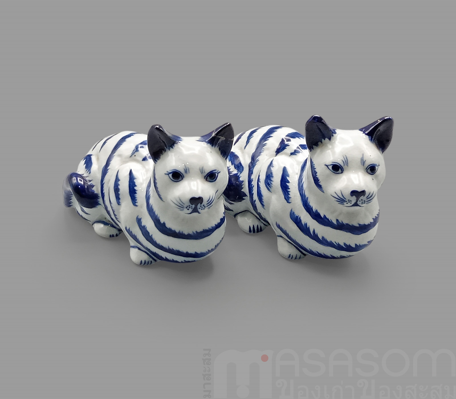 ตุ๊กตารูปแมวเซรามิค