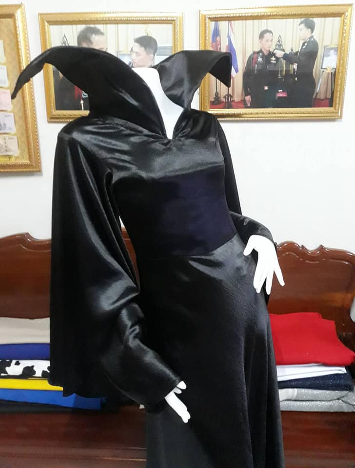 ชุดแม่มดมาเลฟีเซ้นต์