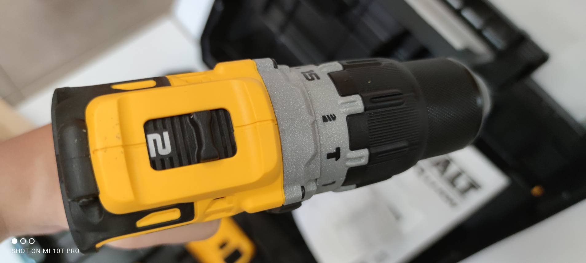 สว่านกระแทก12V DCD706D2 DEWALT