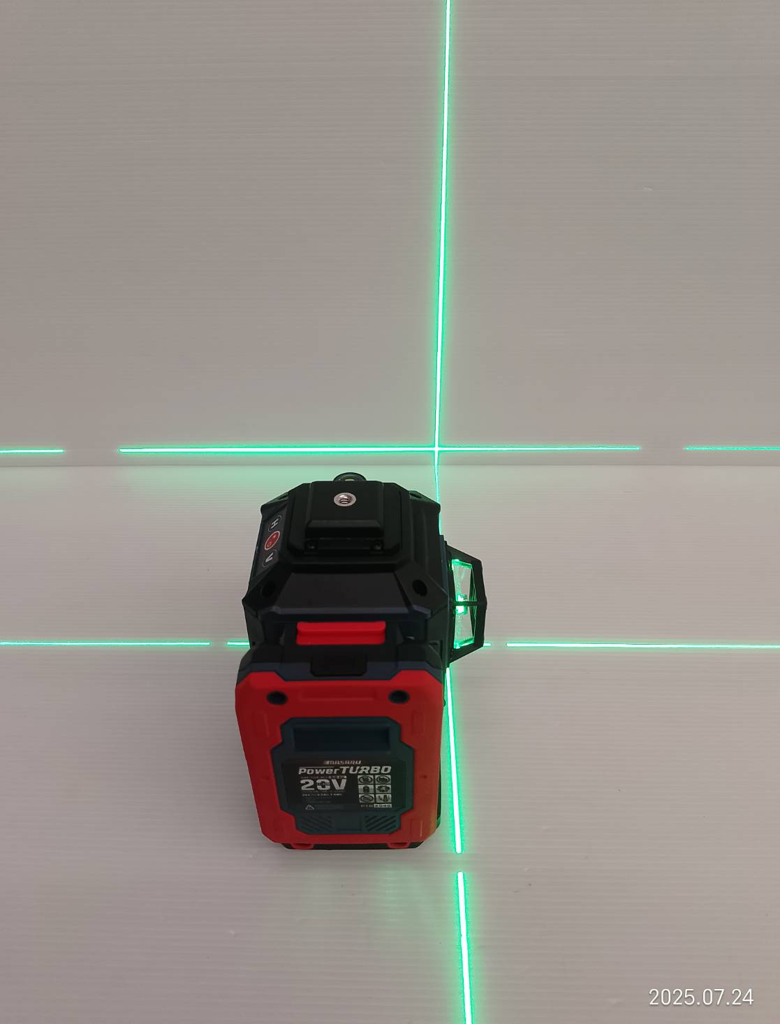 MASARU SMLG-320 เครื่องวัดระดับเลเซอร์แบบแสงสีเขียว 12 เส้น 20V