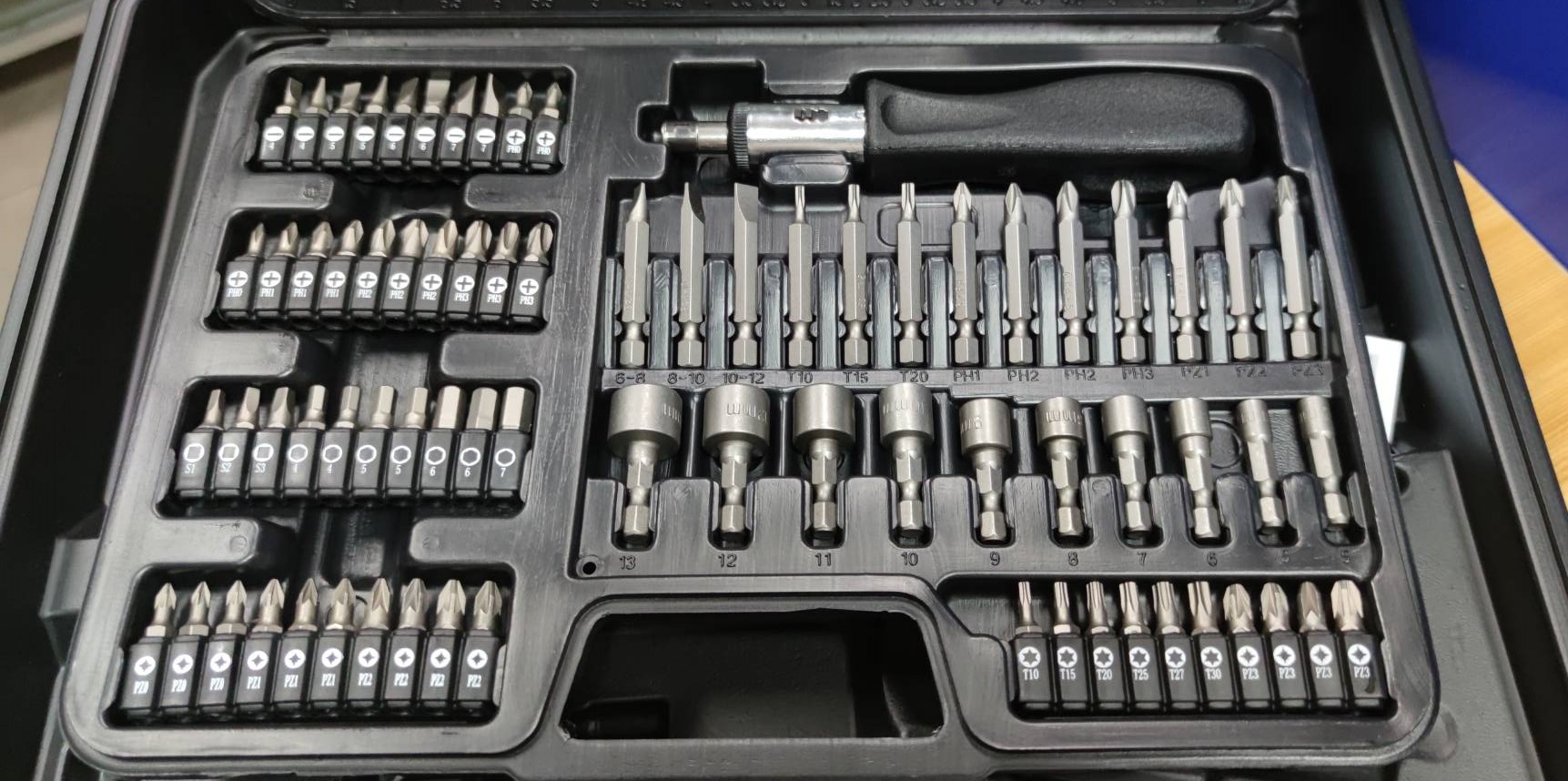 สว่านไขควงไร้สาย20V DCD7771D2A DEWALT