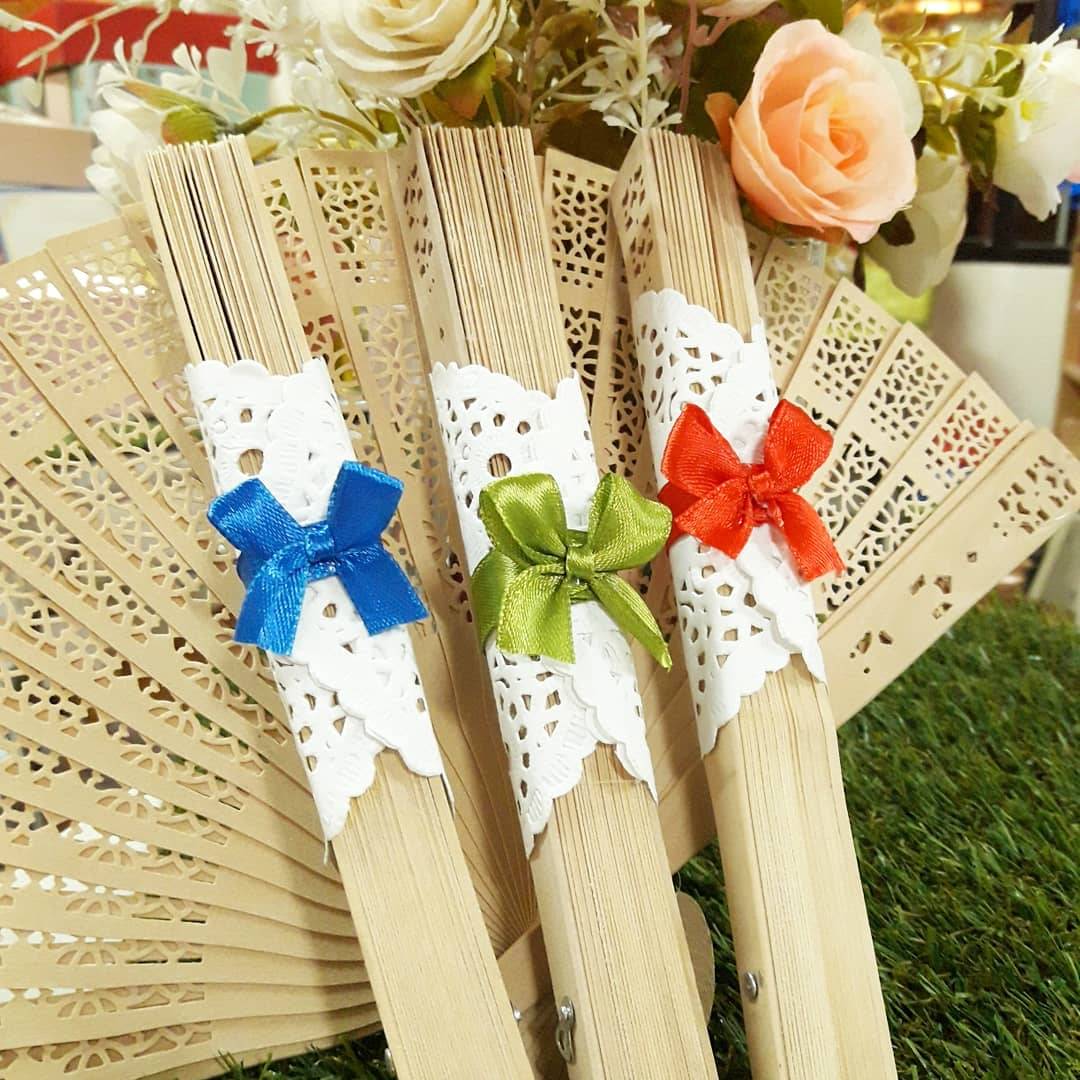 พัดไม้ฉลุ