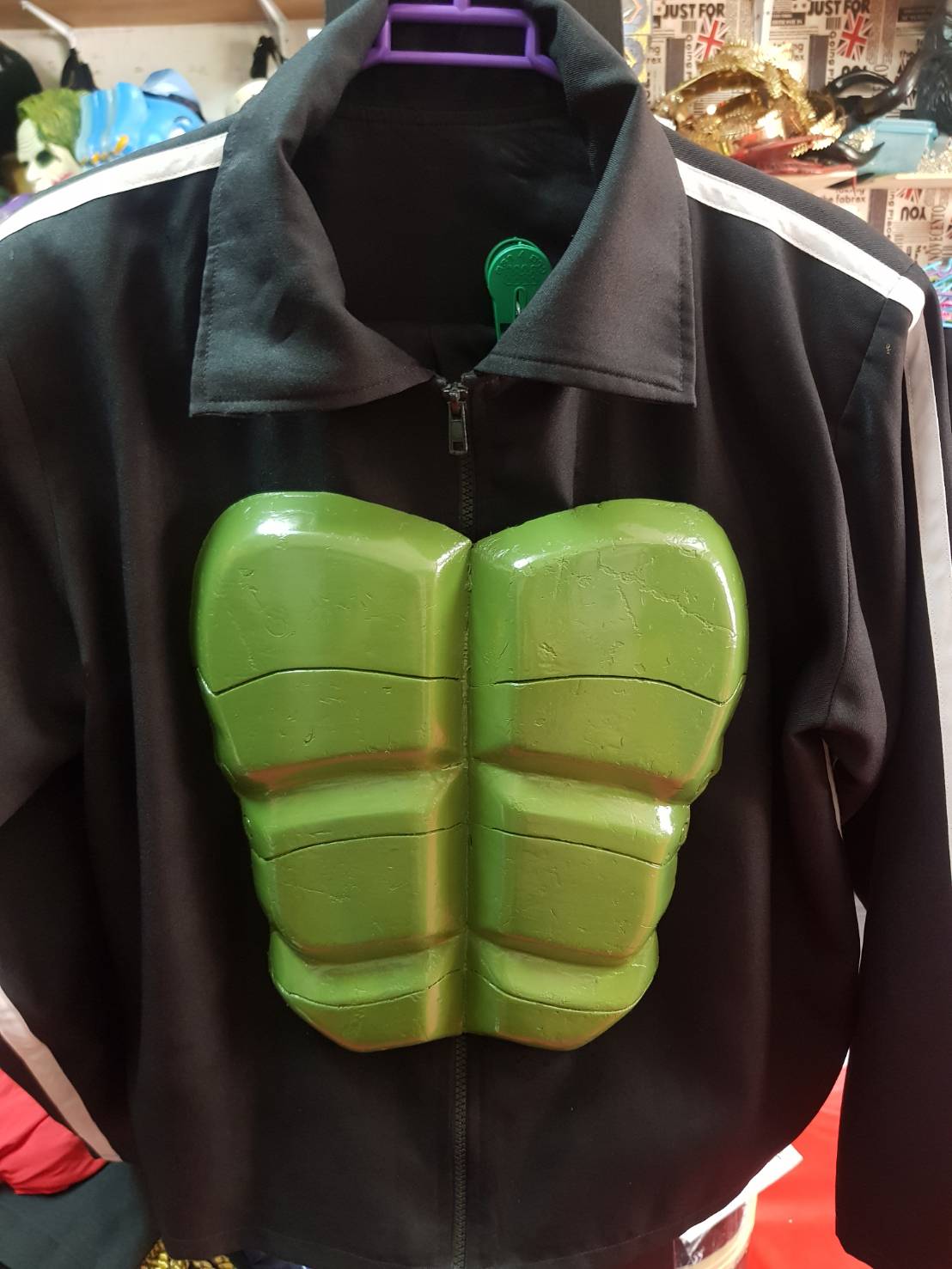 ชุดไอ้มดแดง