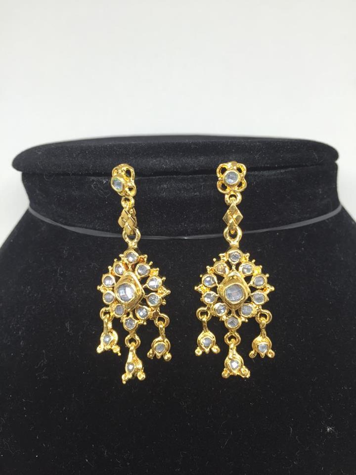 (พร้อมส่ง) เครื่องประดับไทยสร้อยคอ+ต่างหู 035