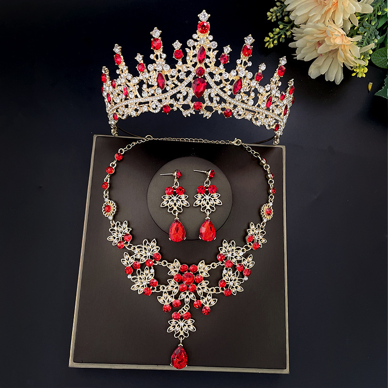 SET001 สีเแดง เครื่องประดับ 3 ชิ้น มงกุฎ สร้อยคอ ต่างหู จัดเซทสวยงาม สินค้าพร้อมส่งจากไทย