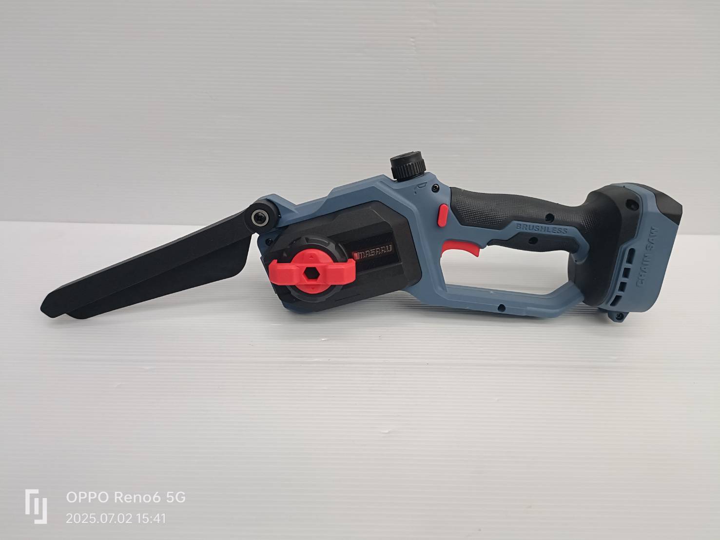 MASARU เลื่อยไฟฟ้าไร้สาย 8 นิ้ว 20V รุ่น SCS-410 เลื่อยตัดไม้ ใช้งานสวน เลื่อยโซ่ไร้สาย มอเตอร์ Brushless