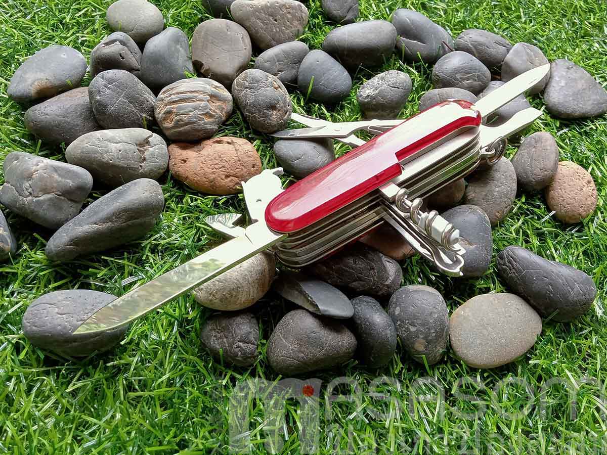 มีดพับสวิสของแท้