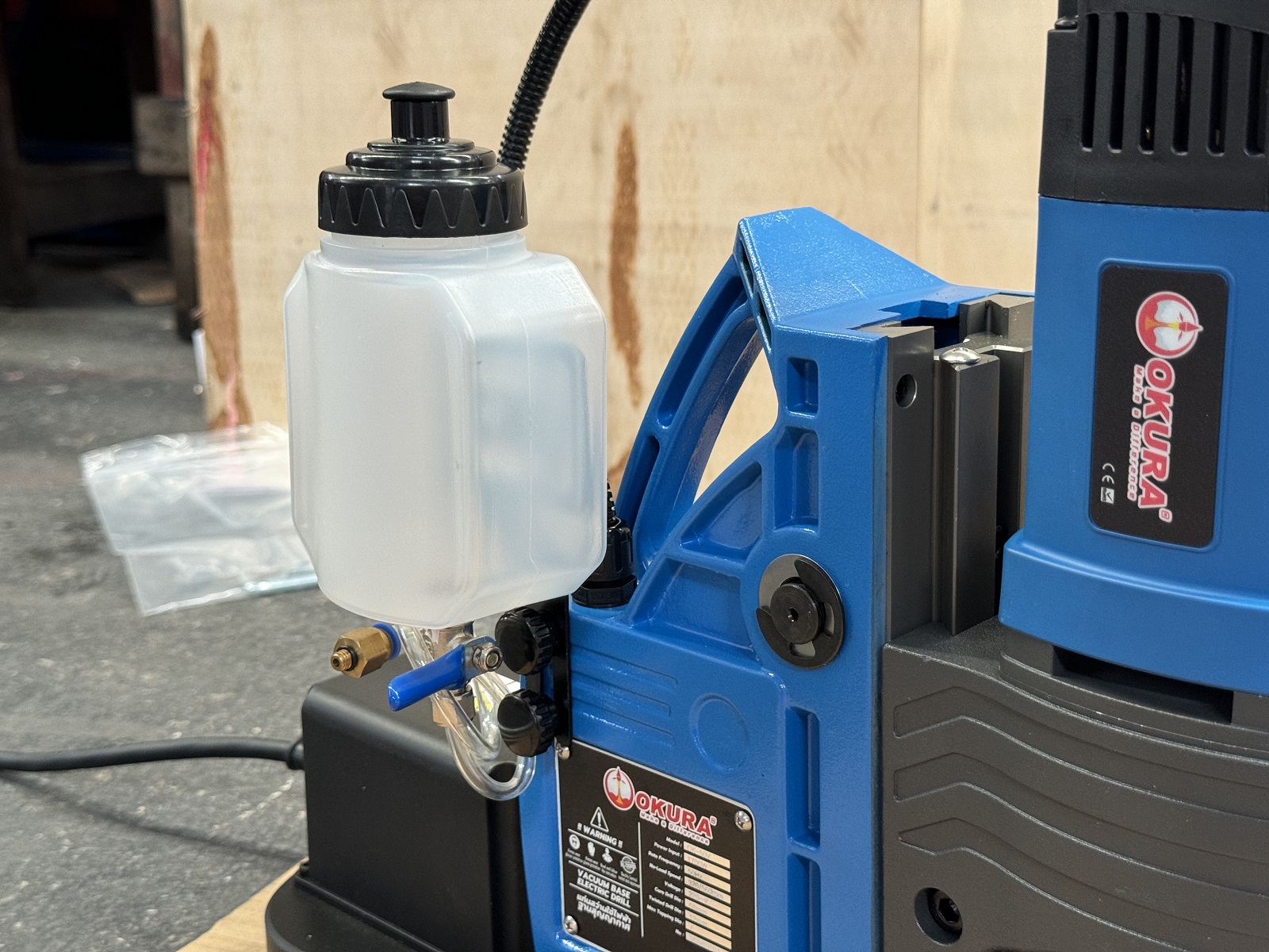 สว่านแท่น ฐานสูญญากาศ OK-50V OKURA