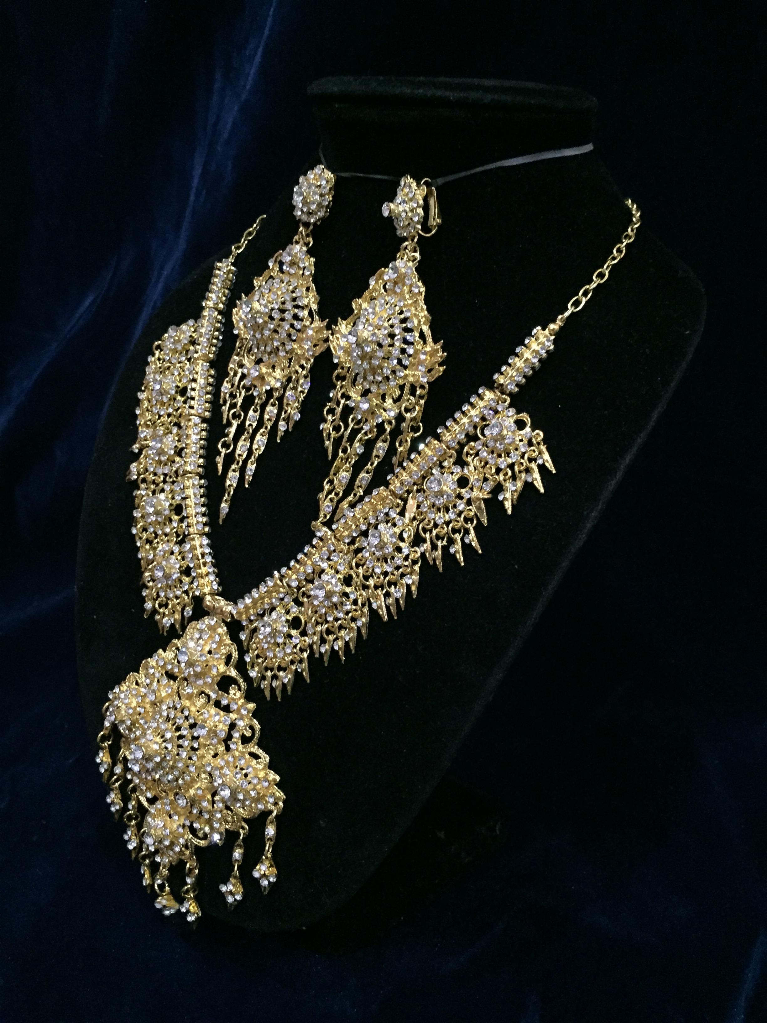 (พร้อมส่ง) เครื่องประดับไทยสร้อยคอ+ต่างหู 003 (มีตำหนิ)