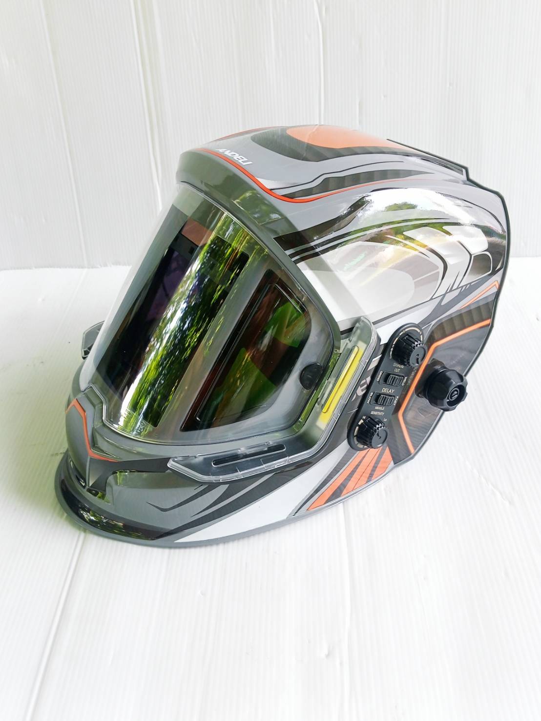 ANDELI หน้ากากเชื่อมอัตโนมัติ ให้สีจริง ปรับเฉดได้ พร้อมไฟ LED ทันสมัยแบตเตอรี่ชาร์จไฟได้ MONER-950L 142-1031