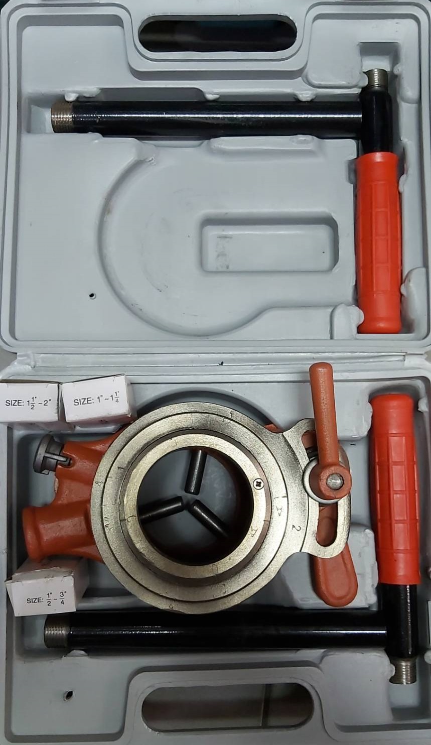 ชุดต๊าปเกลียวท่อปะปา รุ่น 114 OKURA