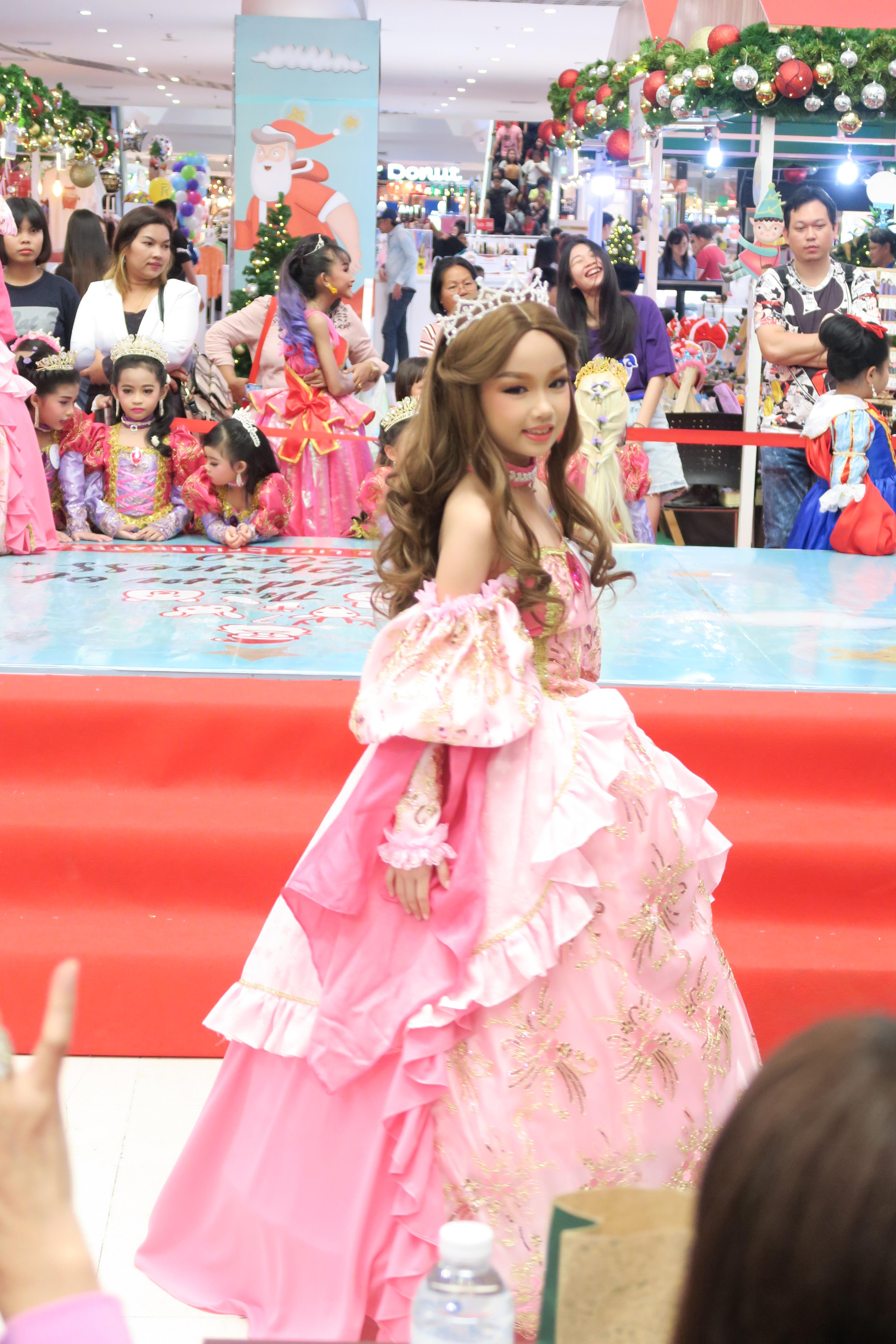 (พร้อมส่ง) เทียร่า 241 มงกุฎนางงาม มงกุฎเจ้าหญิง งานสวย ปราณีต QCเพชรทุกเม็ด สินค้าพร้อมส่งจากไทย