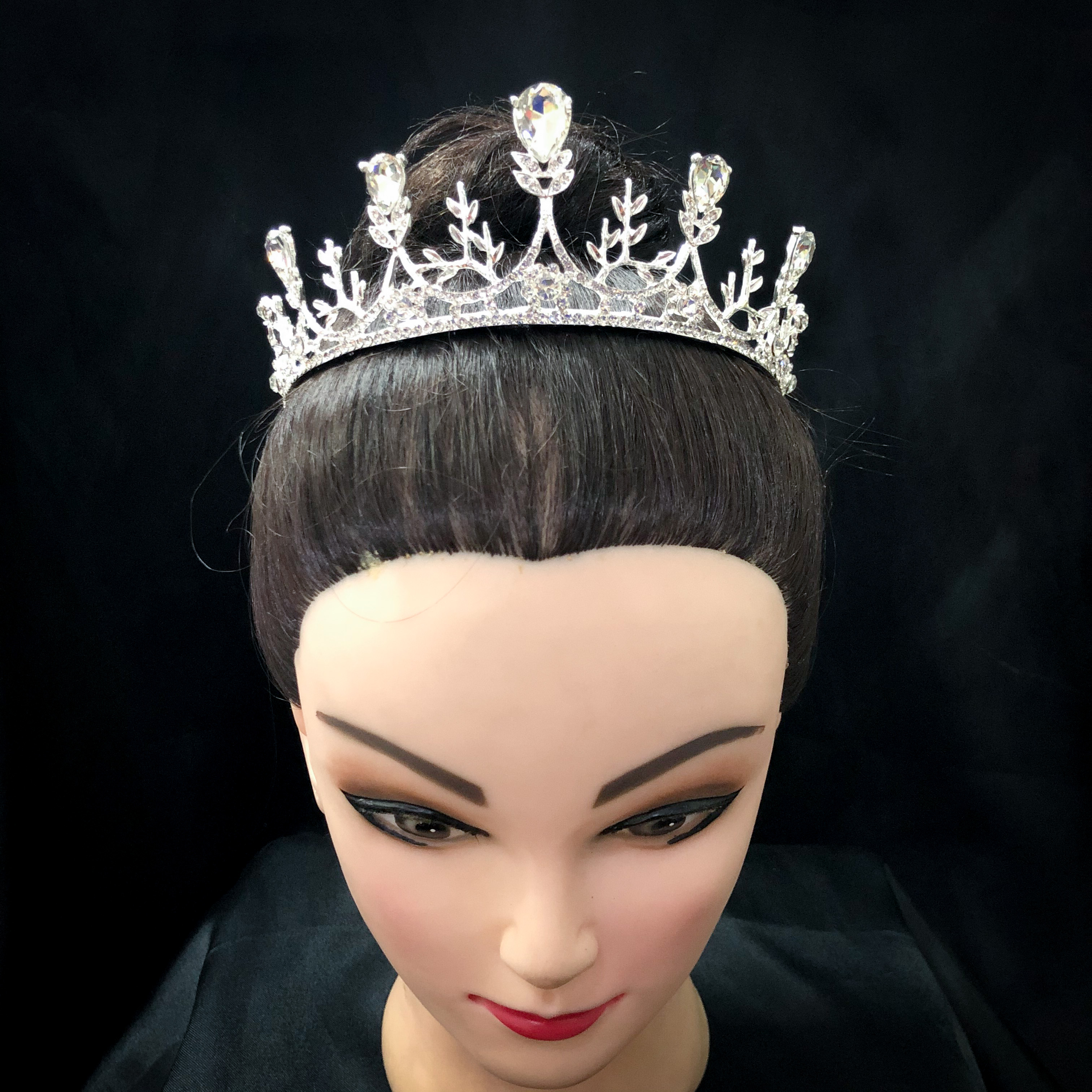 (พร้อมส่ง) เทียร่า 258 สีเงิน มงกุฎนางงาม งานสวย ปราณีต QCเพชรทุกเม็ด สินค้าพร้อมส่งจากไทย