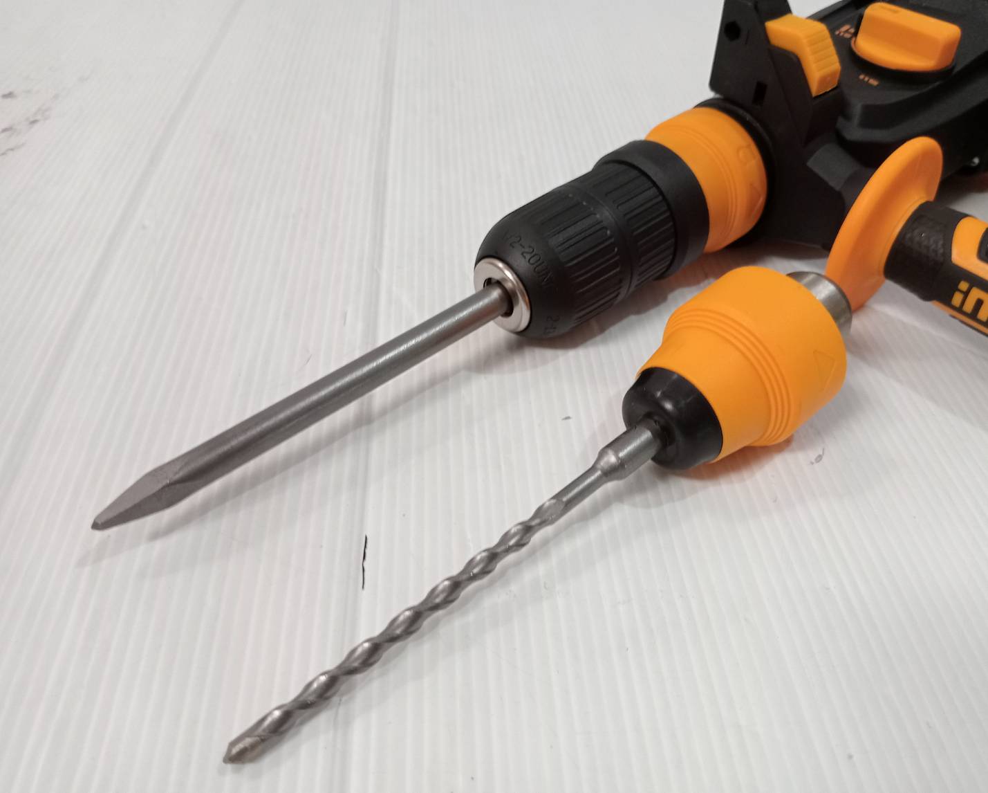 สว่านโรตารี่3ระบบ CRHLI202289 INGCO (ครบชุด ถอดหัวได้)