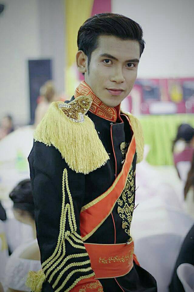 ชุดเจ้าชายเย็นชา