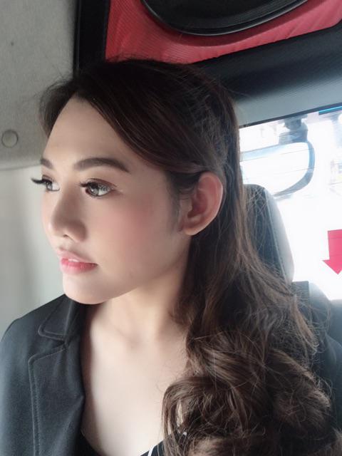 วิกผมหางม้าดัดลอนแบบผูกริบบิ้น