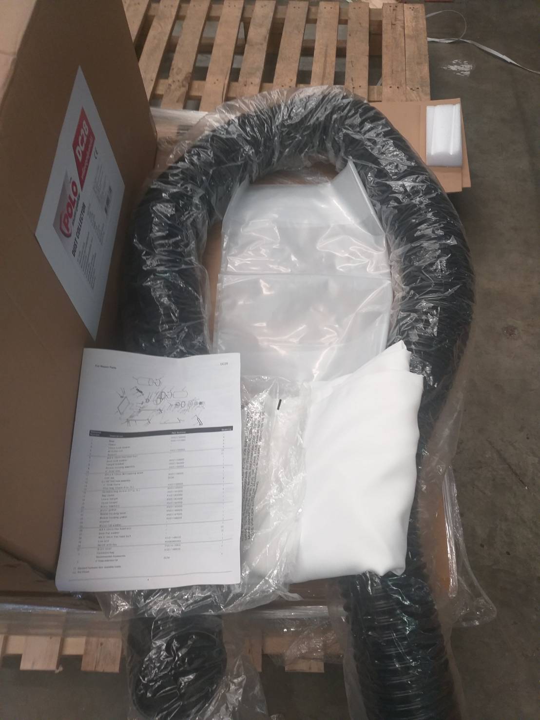 เครื่องดูดฝุ่นเศษไม้ DC28 POLO