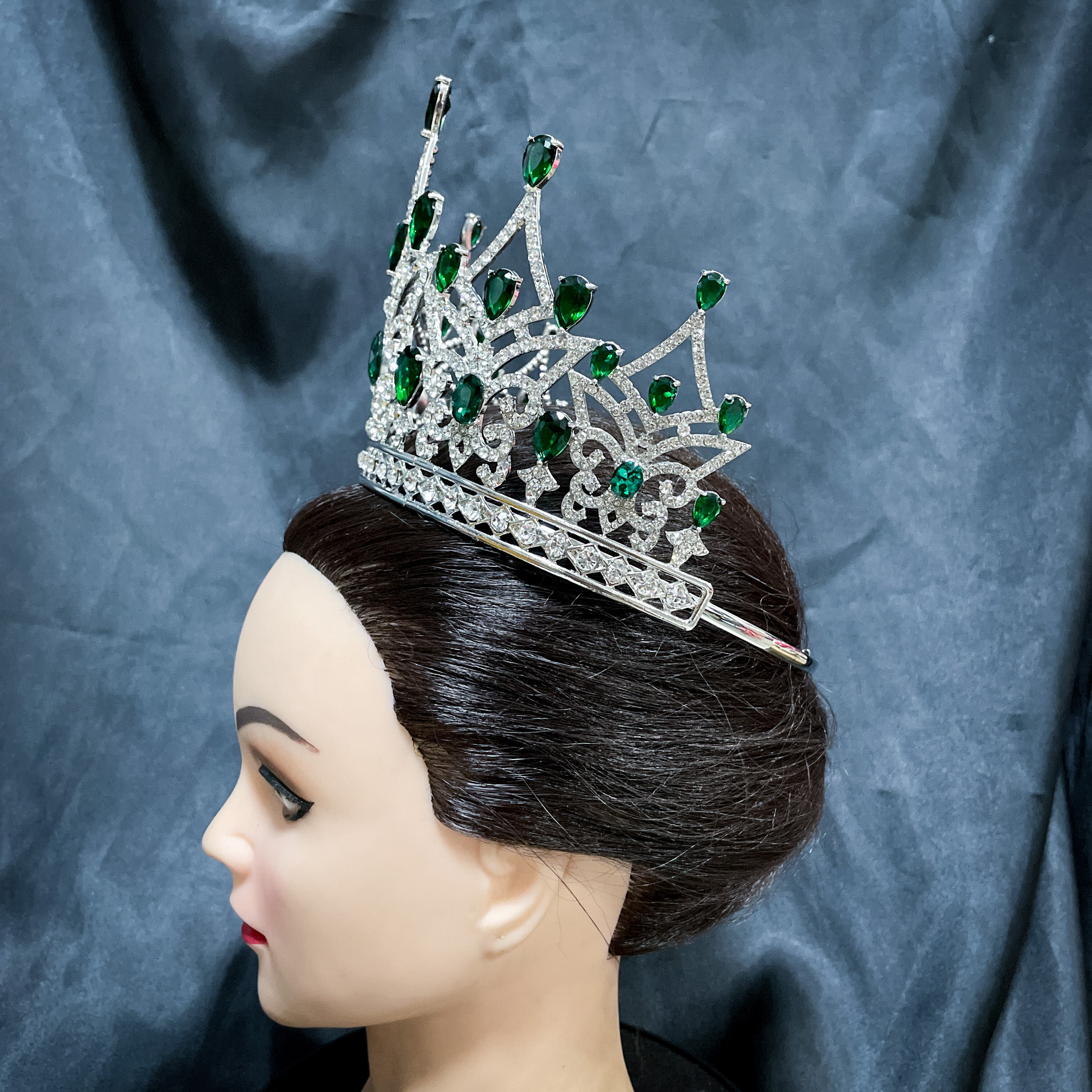 (พร้อมส่ง) มงกุฏ 090 สีเขียว มงกุฎนางงาม มงกุฎเพชร มงกุฎประกวด สินค้าพร้อมส่ง ไม่ต้องรอนาน งานพรีเมี่ยม