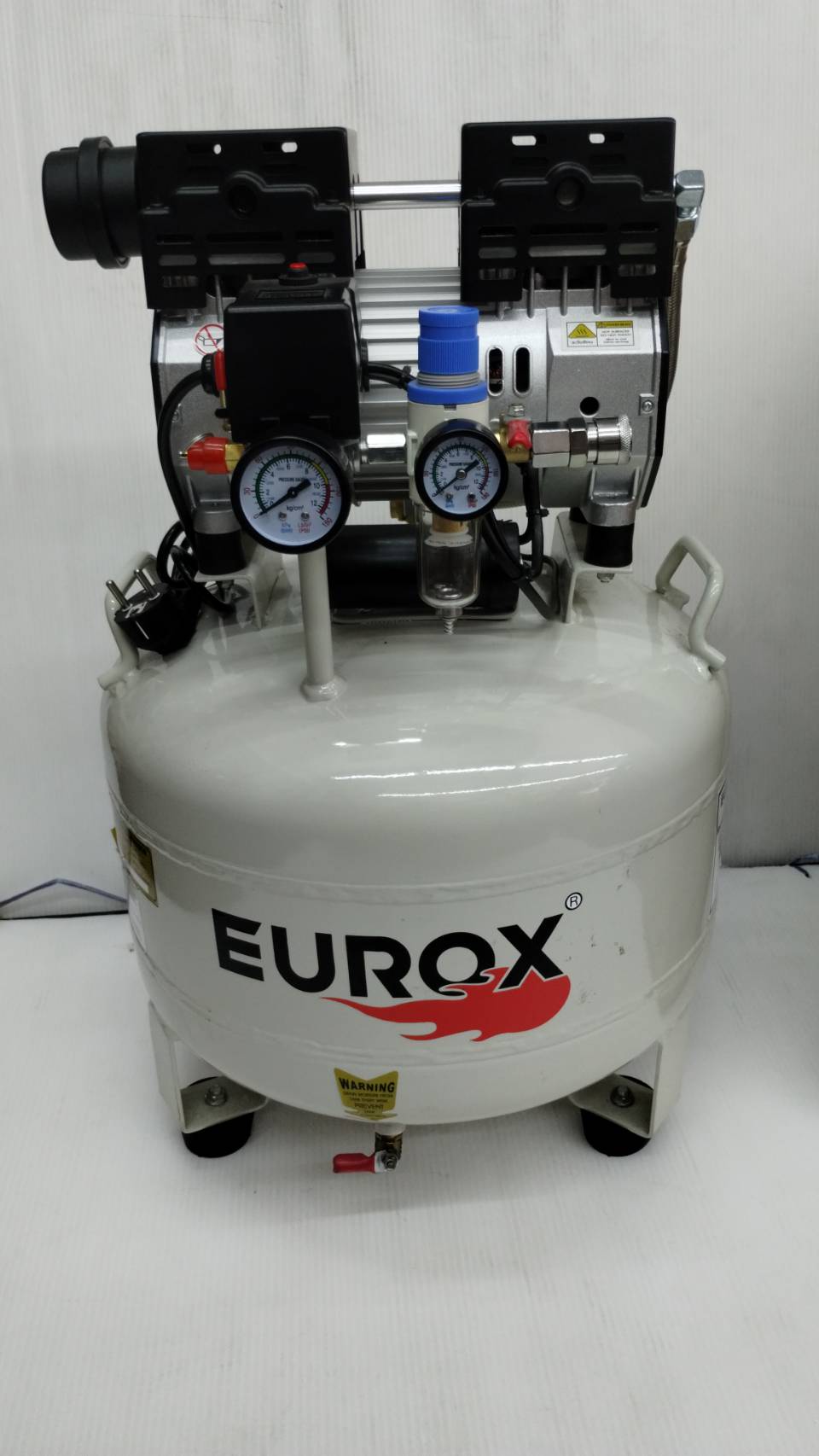 ปั้มลม35ลิตร OS35L EUROX ทรงตั้งประหยัดพื้นที่
