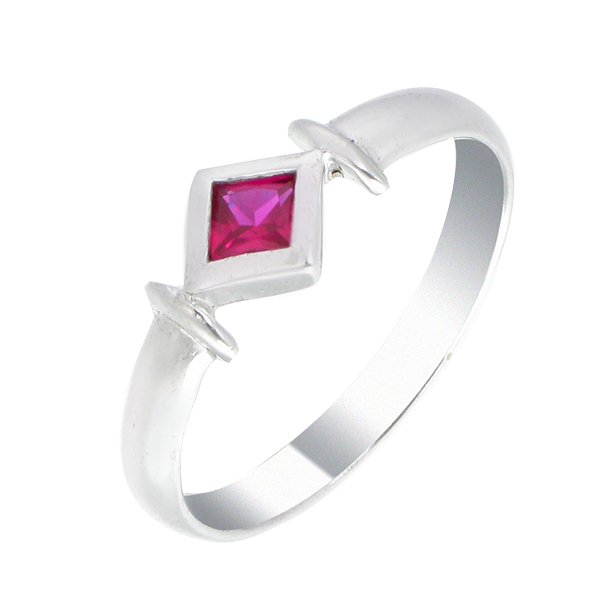 แหวนเงิน ประดับเพชร CZ แหวนลุคสบายๆ ก้านแหวนเรียบ เปล่งประกายแวววาวตั้งแต่เช้าจรดค่ำ แหวนเก๋ดูดีใส่ได้ตลอดทุกโอกาส