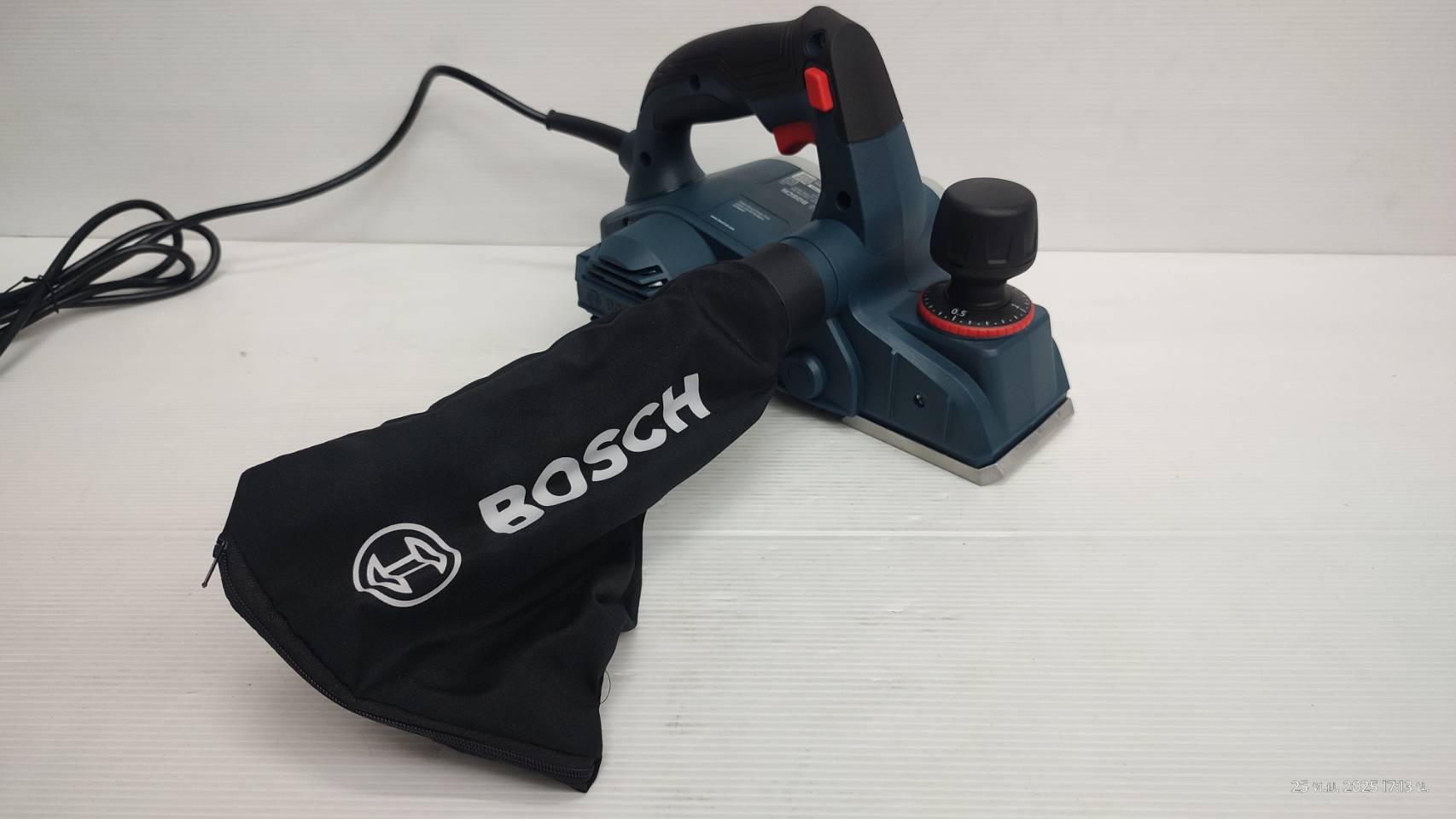 กบไฟฟ้า3" GHO16-82 BOSCH 06015962K0