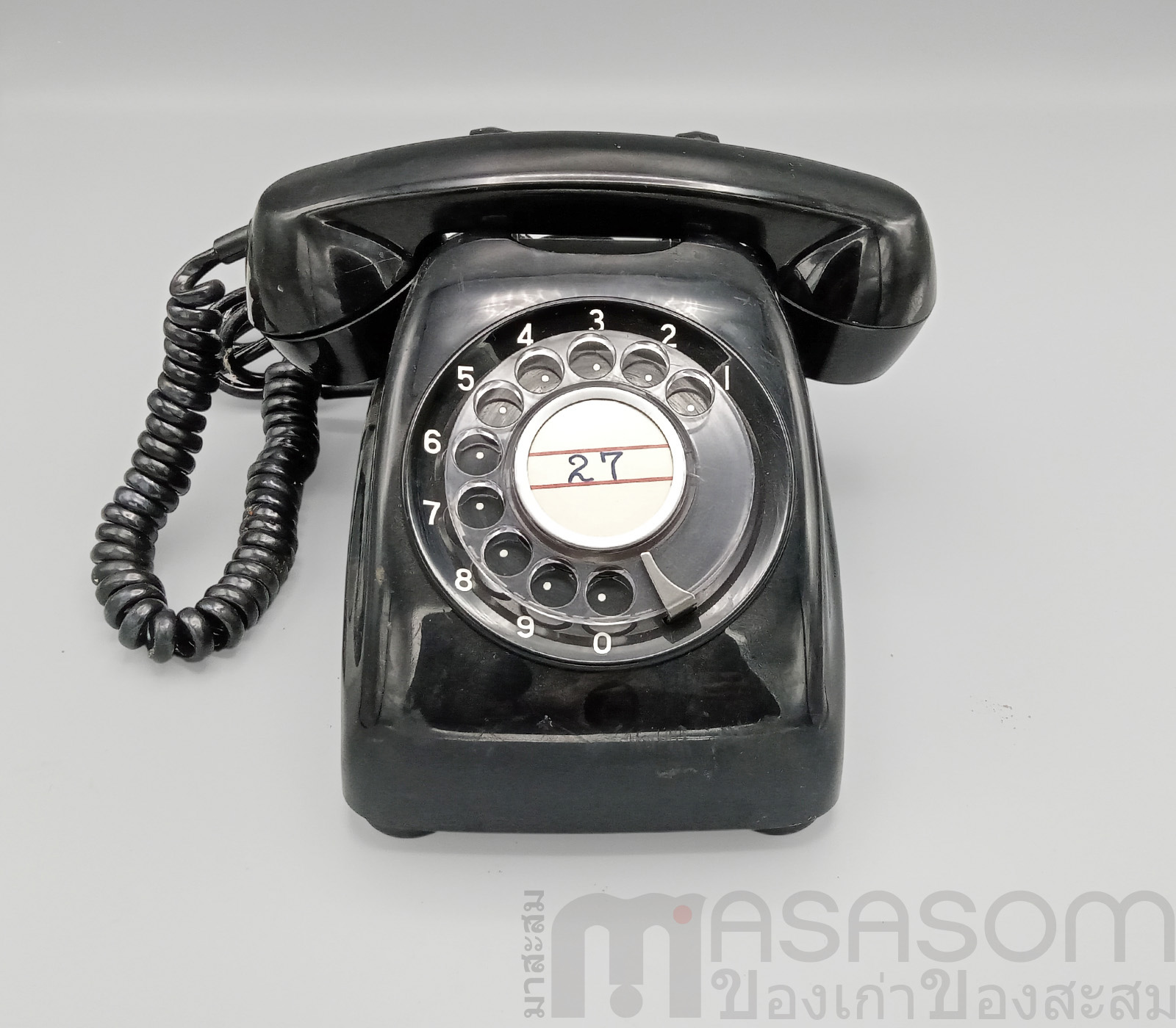 โทรศัพท์แบบหมุนสีดำ