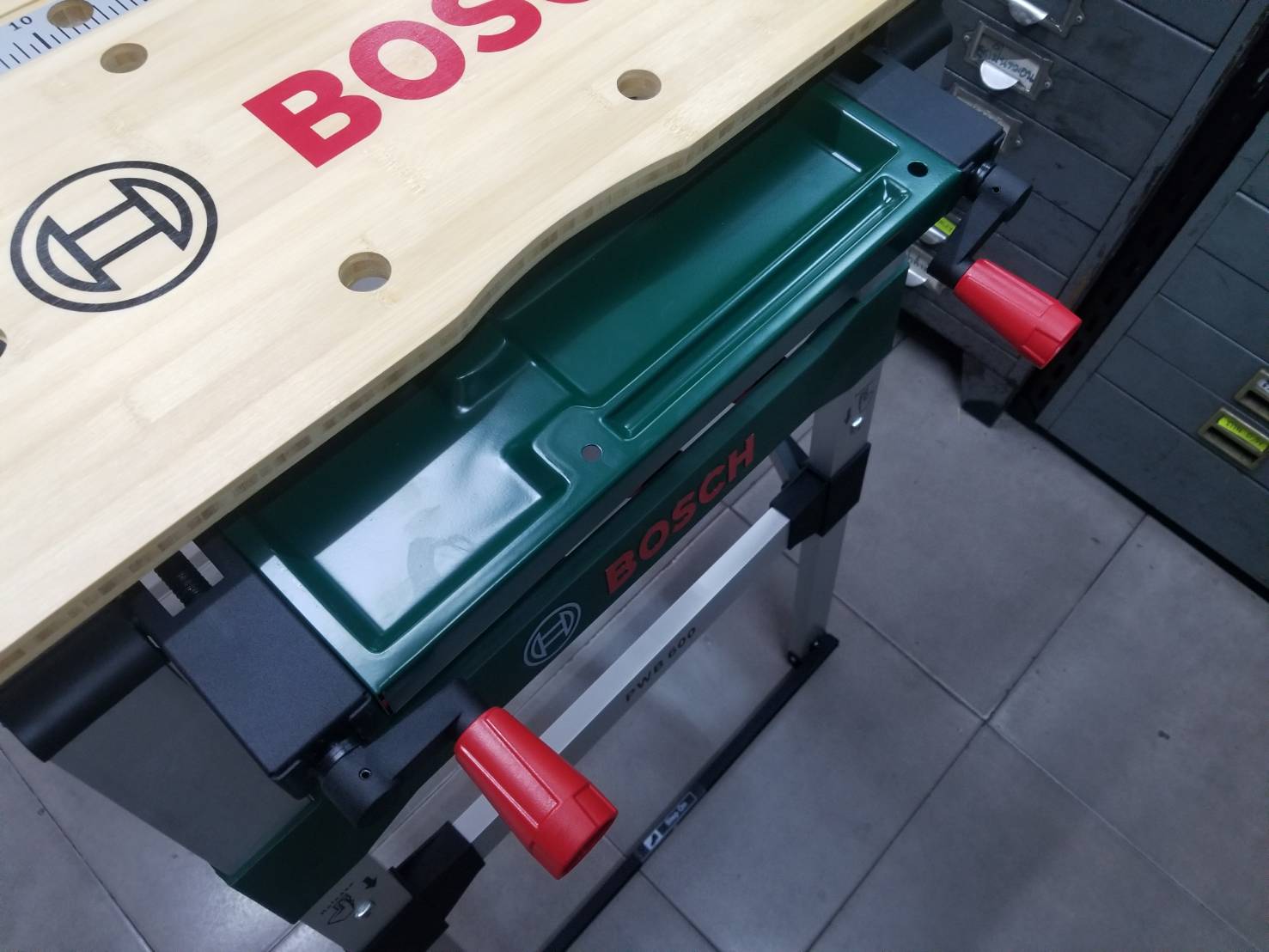 โต๊ะจับชิ้นงาน PWB600 BOSCH