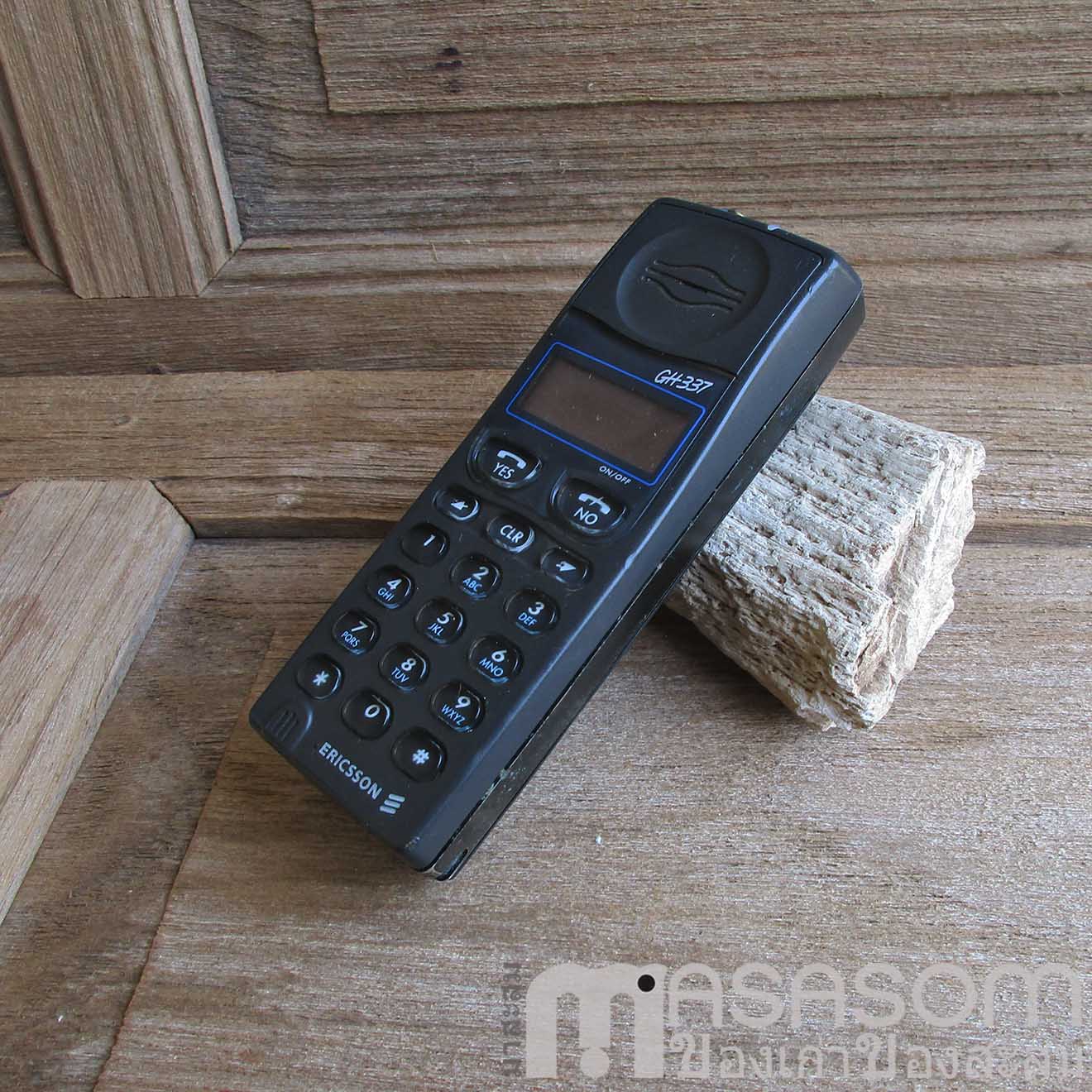 โทรศัพท์มือถือ Ericsson GH337