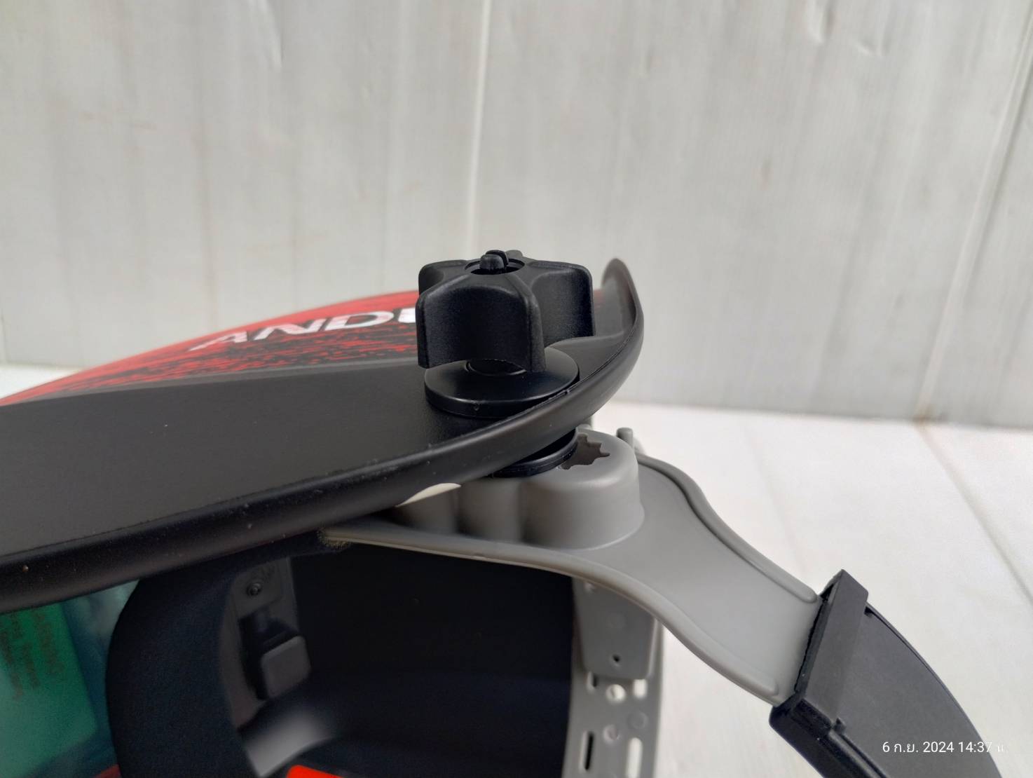 หน้ากากปรับแสงอัตโนมัติ พื้นที่มอง 90 X 35 มม. รุ่น RED DEVIL ANDELI