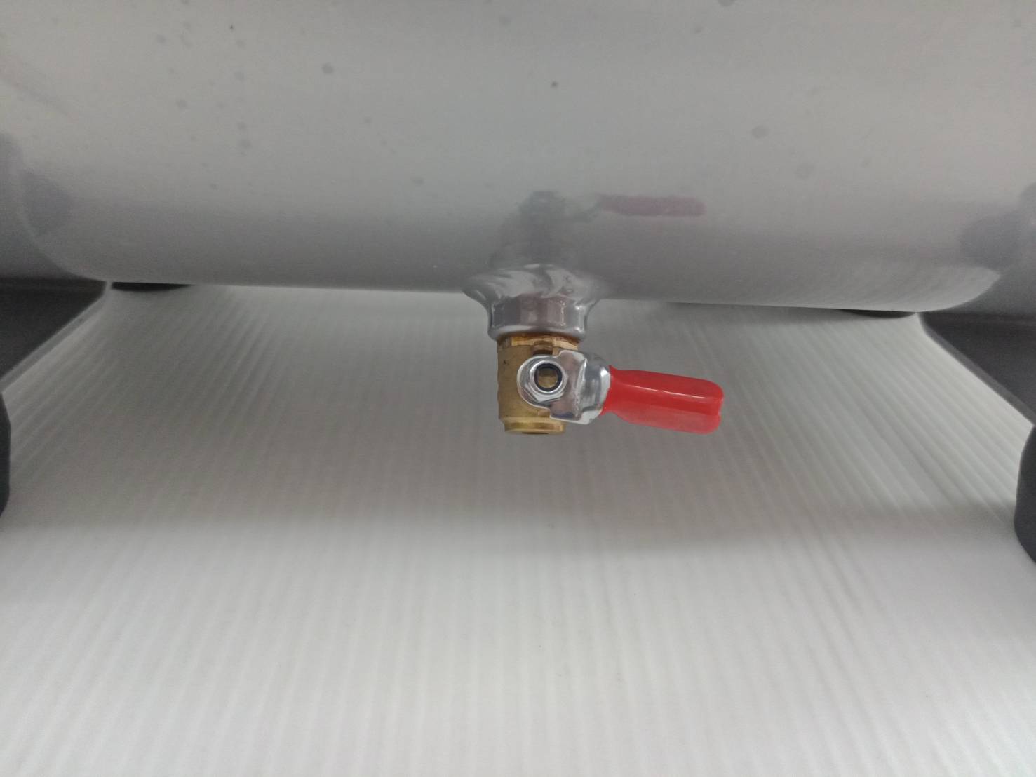 ปั๊มลมไม่ใช้น้ำมัน Digital ALUMINIUM TANK 20ลิตร PTT-DS1500AL20 PUMPKIN