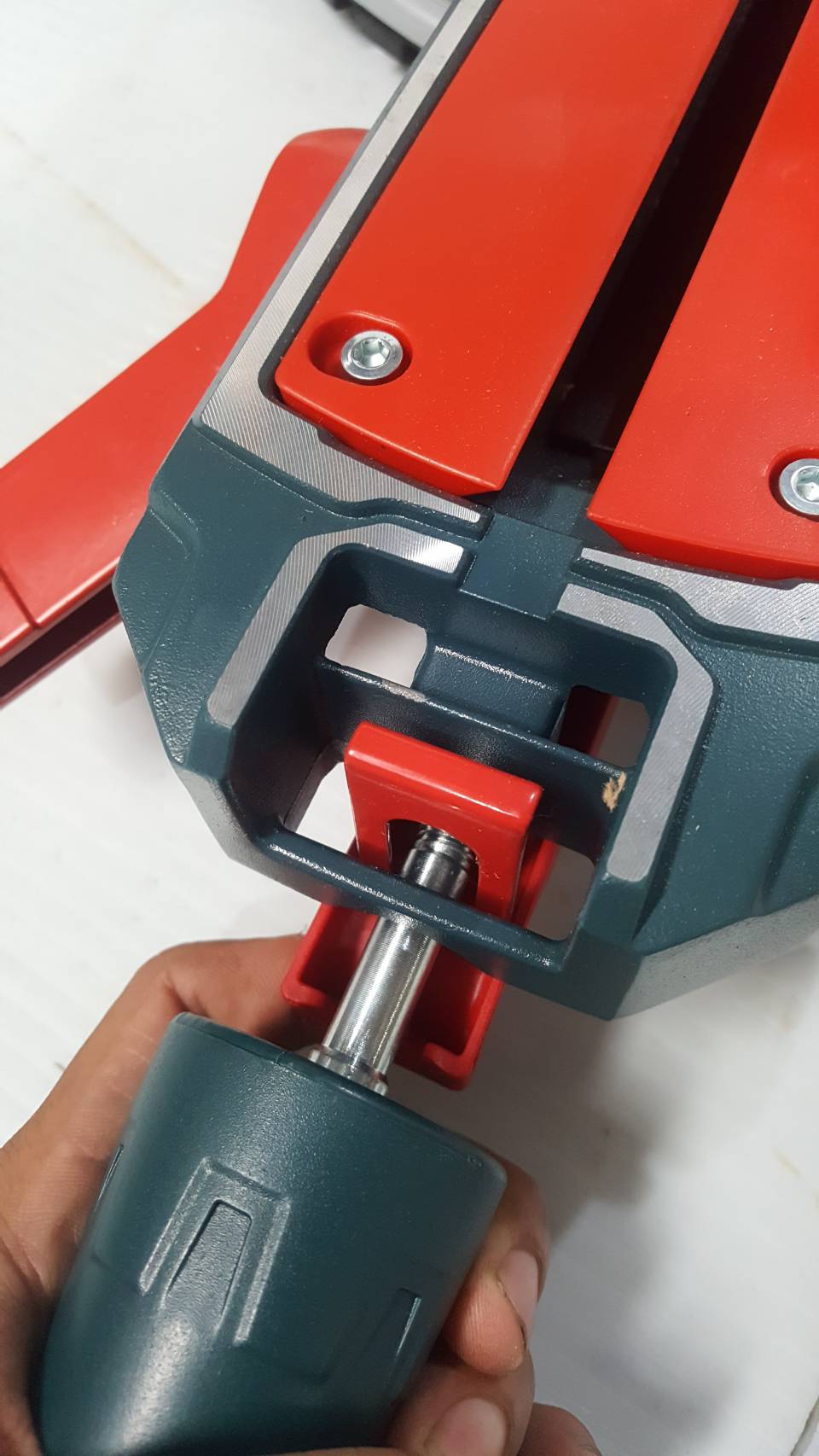 แท่นตัดองศา12" GCM12GDL BOSCH