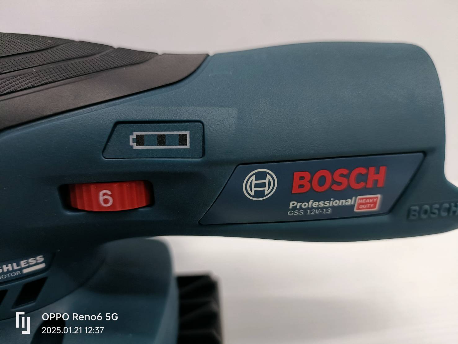 ขัดกระดาษทราย GSS12V-13 BOSCH SOLO 06019L0001