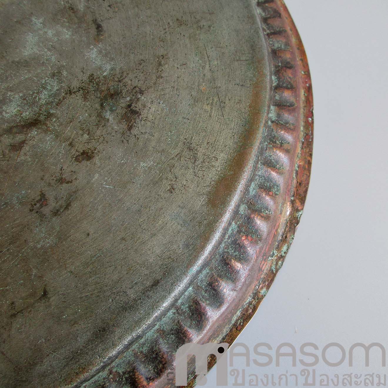 ถาดทองแดงของเก่า