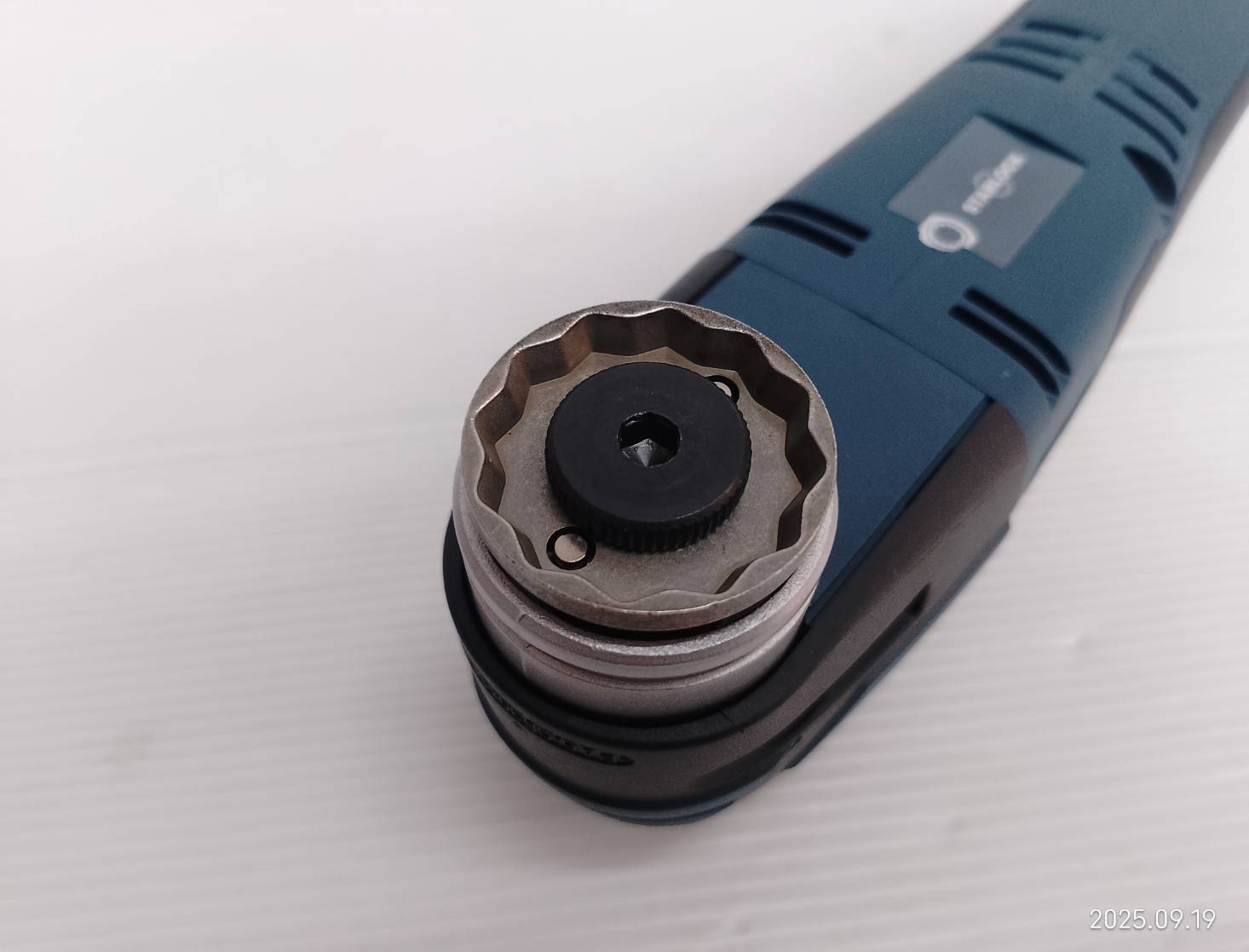 มัลติทูลไร้สาย GOP12V-28 BOSCH SOLO