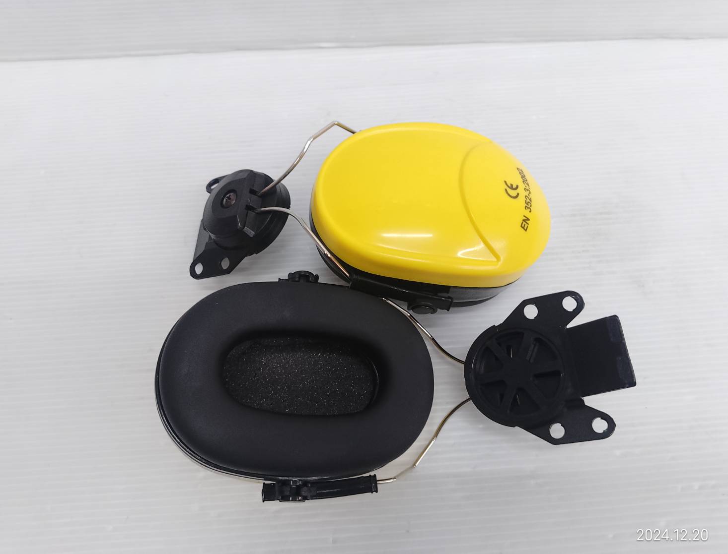 SH-3 ครอบหูป้องกันการเสียง สำหรับหมวกเซฟตี้ #1619Z14057