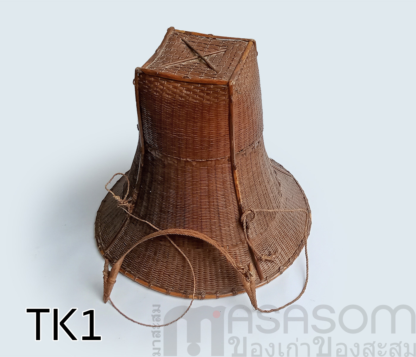 ตะกร้าเก็บใบชาของชนเผ่า