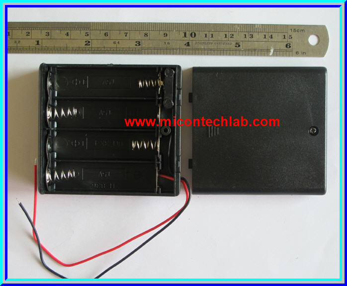 1x กล่องถ่านมีฝา ขนาด AA 4 ก้อน มีสวิตซ์เปิดปิด