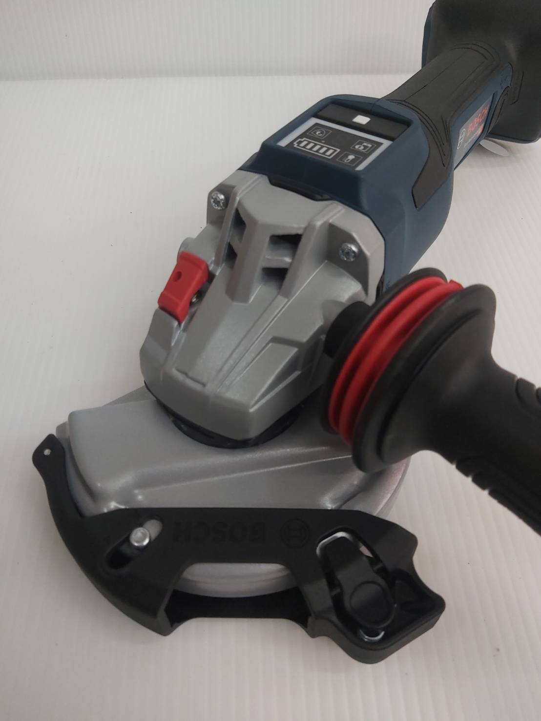 หินเจียร5" 18V GWS18V-15PSC BOSCH สวิทช์เซฟตี้ปรับรอบได้