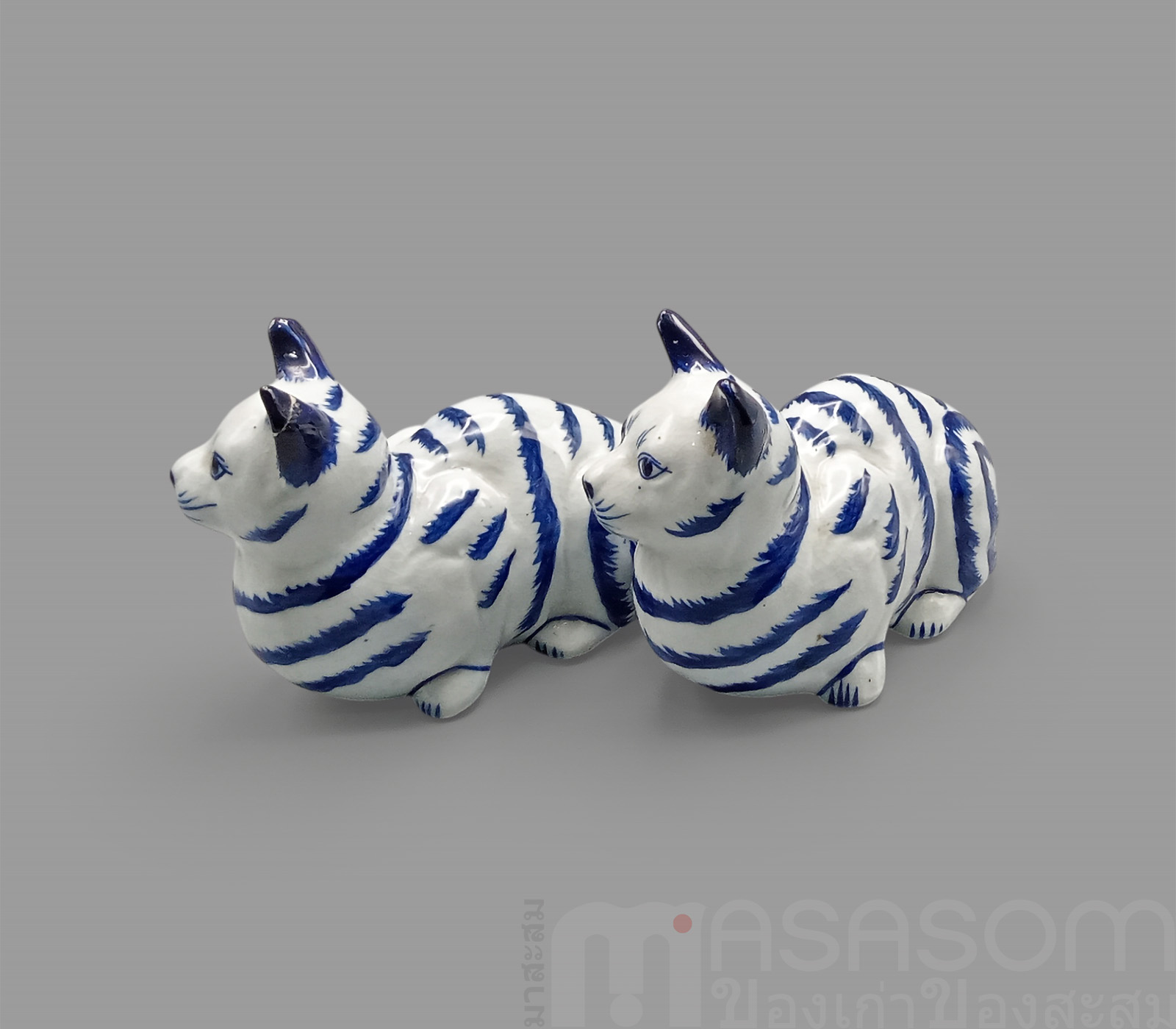 ตุ๊กตารูปแมวเซรามิค