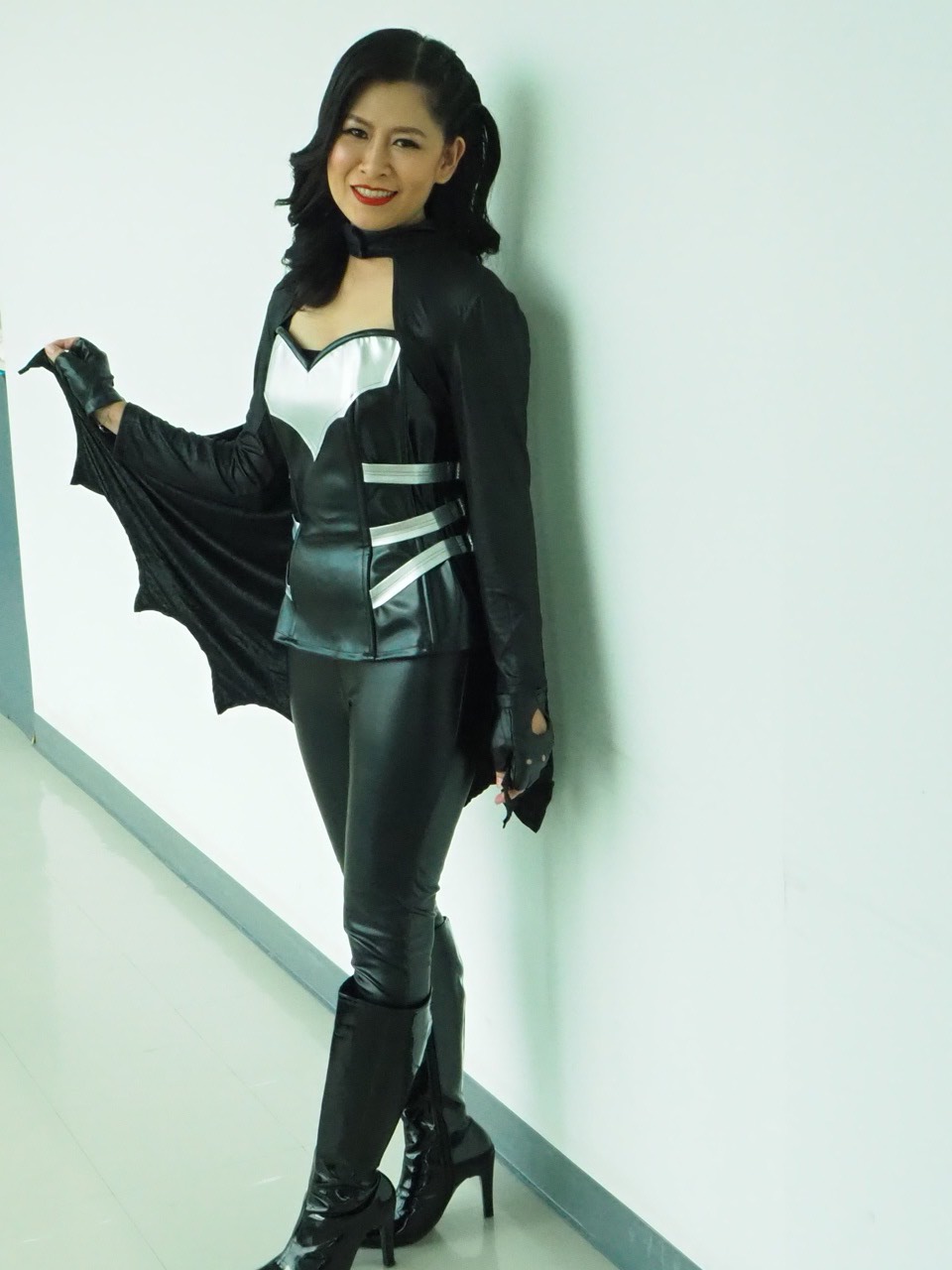 ชุดแบทเกิลร์ แบบกางเกง