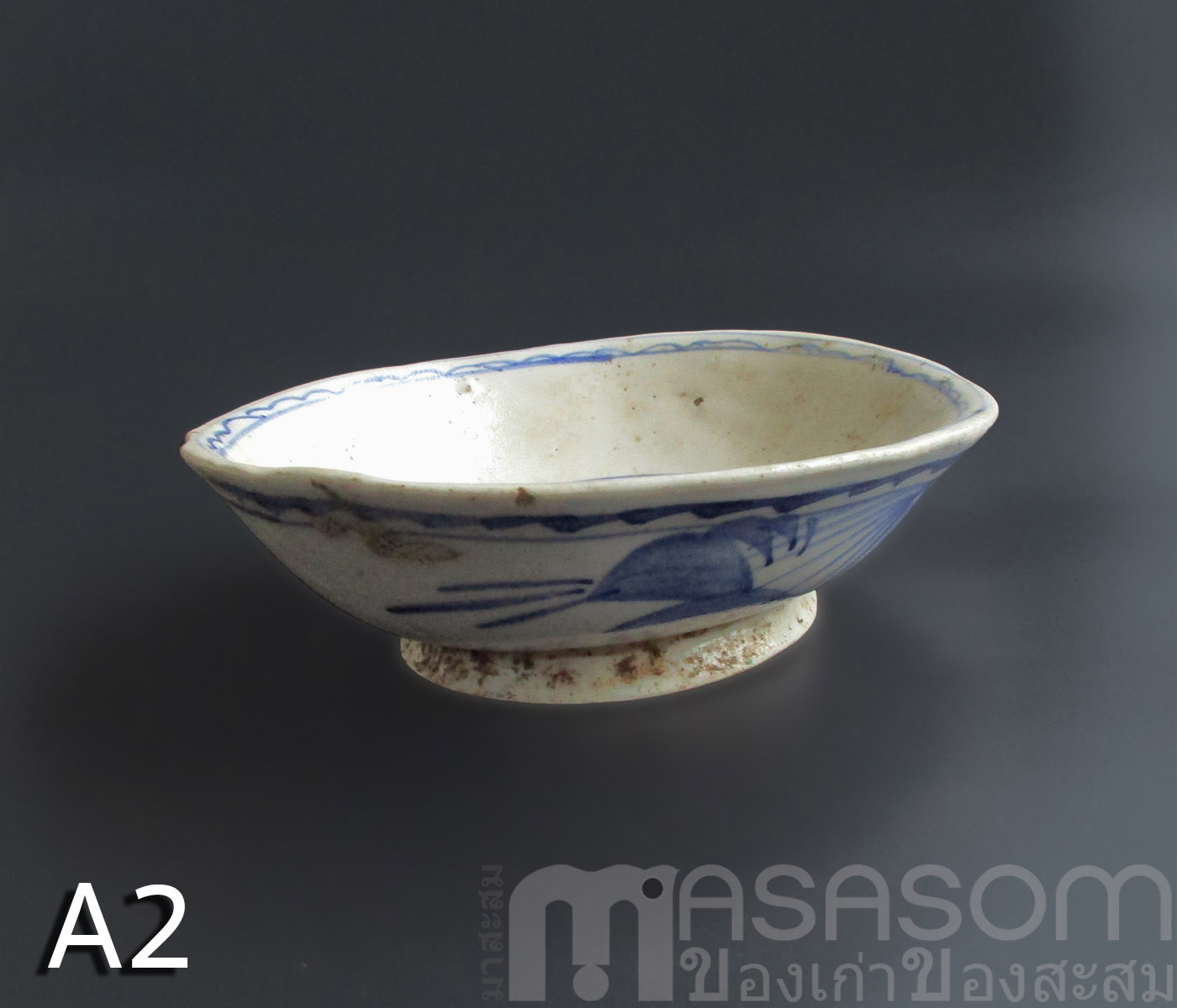 ชามกระเบื้องเคลือบโบราณ