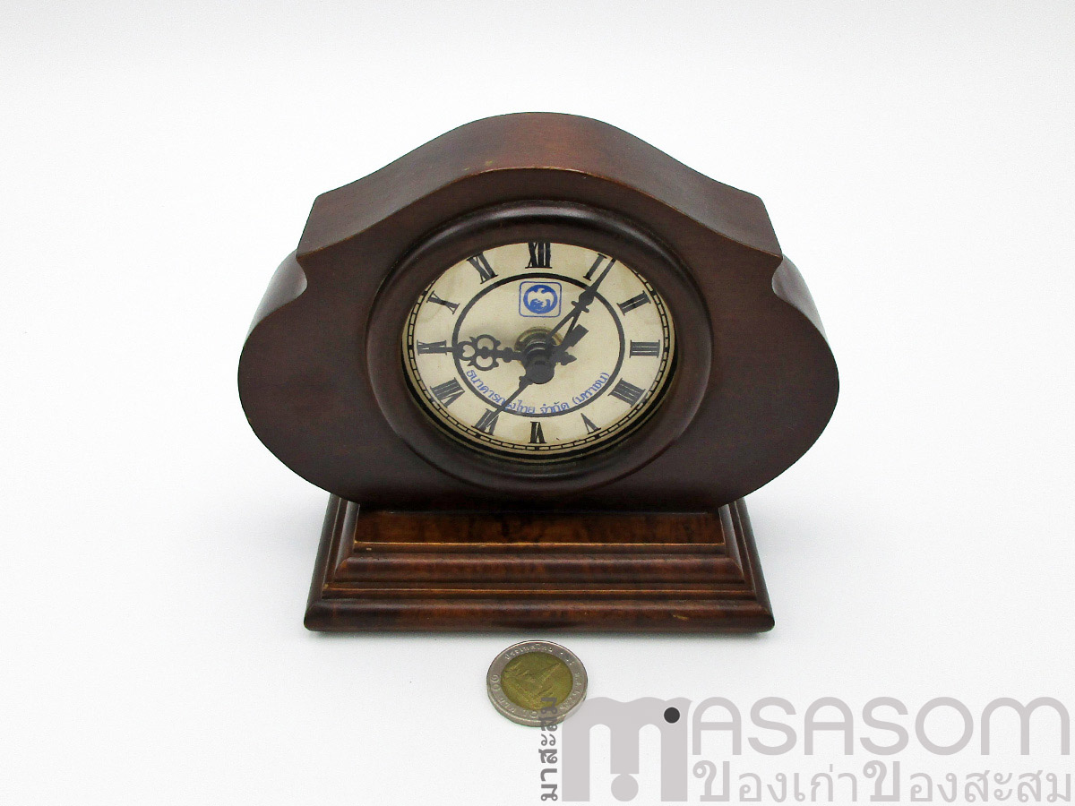 นาฬิกาไม้เก่าธนาคารกรุงไทย