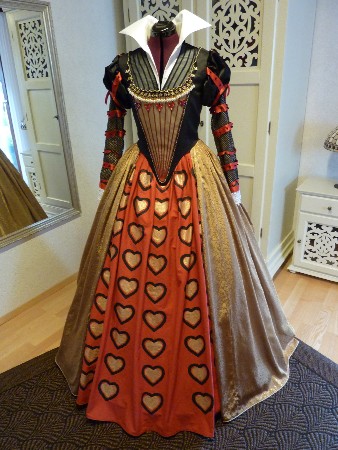 ชุดราชินีโพแดง / ชุดราชินีอิเรซเบธ / ชุด Red Queen @ อลิส อิน วันเดอร์แลนด์ / ชุดราชินีแดง / ชุดราชินีไพ่