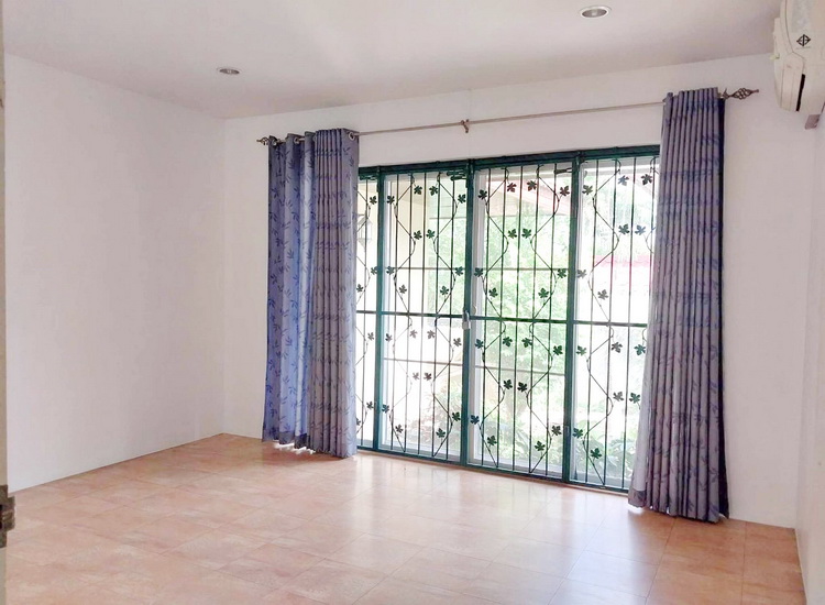 H1186 ขายบ้านเดี่ยวชั้นเดียว 281 ตารางวา อยู่ในตัวเมืองราชบุรี ตกแต่งหรู สภาพพร้อมอยู่