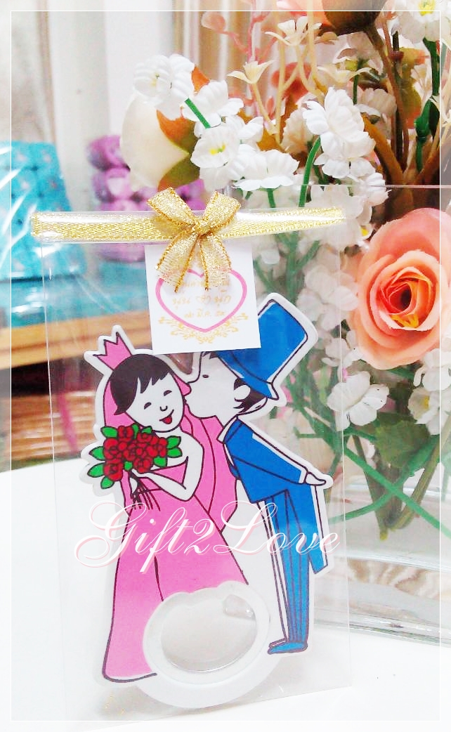 ที่เปิดขวดMagnet ลายบ่าวสาวจุ๊บแก้ม