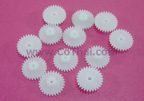 เฟืองคู่ พลาสติก สีขาว 28T10T2B v0.5 5.8(1.5)x15x2.05